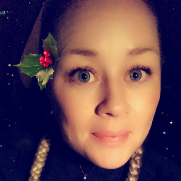 Meet your Posher, Ashley - Picture 3 of 4